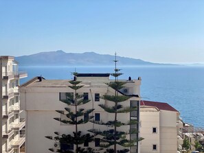 Exterior - Adorable 1-bedroom apartment with AC in vibrant Saranda (Saranda)