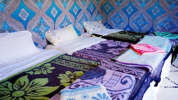 Twin Room | Free WiFi, bed sheets