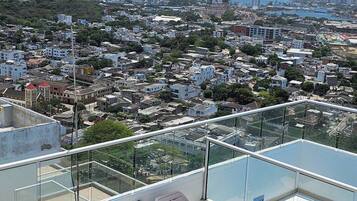 Apartment, 2 Bedrooms, City View | Terrace/patio