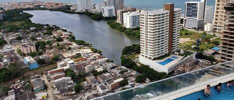 Appartement, 2 chambres, vue ville | Piscine