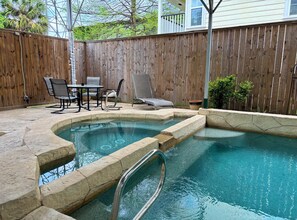Outdoor pool - Historic Montrose Estate, Pool, Hot Tub, Sleeps 12, FIFA World Cup Base (Houston)