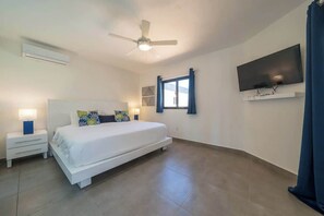 Iron/ironing board, WiFi, bed sheets - Location • Vibe • Style (Sosúa)