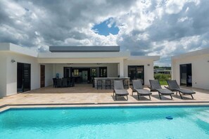 Pool - New • All King • A/C in Living Room • Privacy (Sosúa)