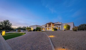 Exterior - Luxury Oasis | Slide Pool, Pickleball, Game Room (Scottsdale)