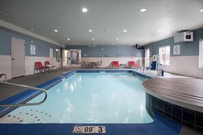 Innenpool, beheizter Pool