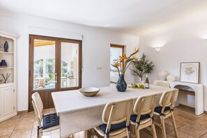 Dining - Villa Siempre Contigo (Javea)