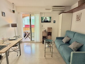 Fernseher