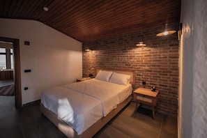 6 chambres, fer et planche Ă repasser, Wi-Fi, draps fournis