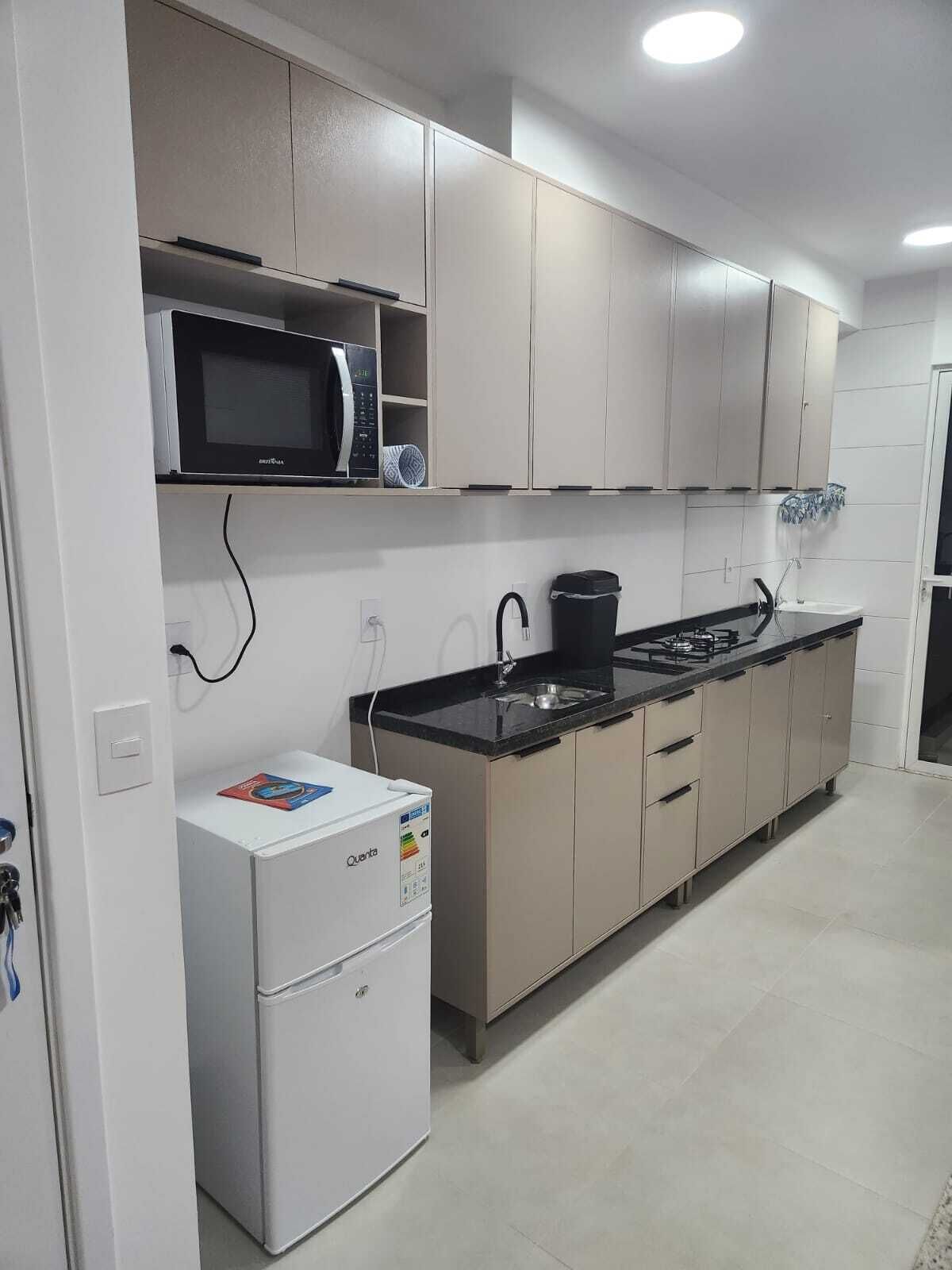 Departamento Confort, 2 habitaciones, balcón, vista al patio | Cocina privada