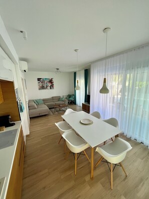 Dining - Modern new Istrian villa with private pool and parking. Pet friendly! (Banjole)