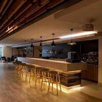 Bar (en el alojamiento)