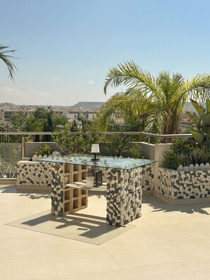 Terrace/patio - Modern Penthouse Overlooking Pool (Pyla)
