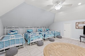Iron/ironing board, free WiFi, bed sheets - Catch & Release ~ Bay Front ~ Sleeps 12 (Dauphin Island)