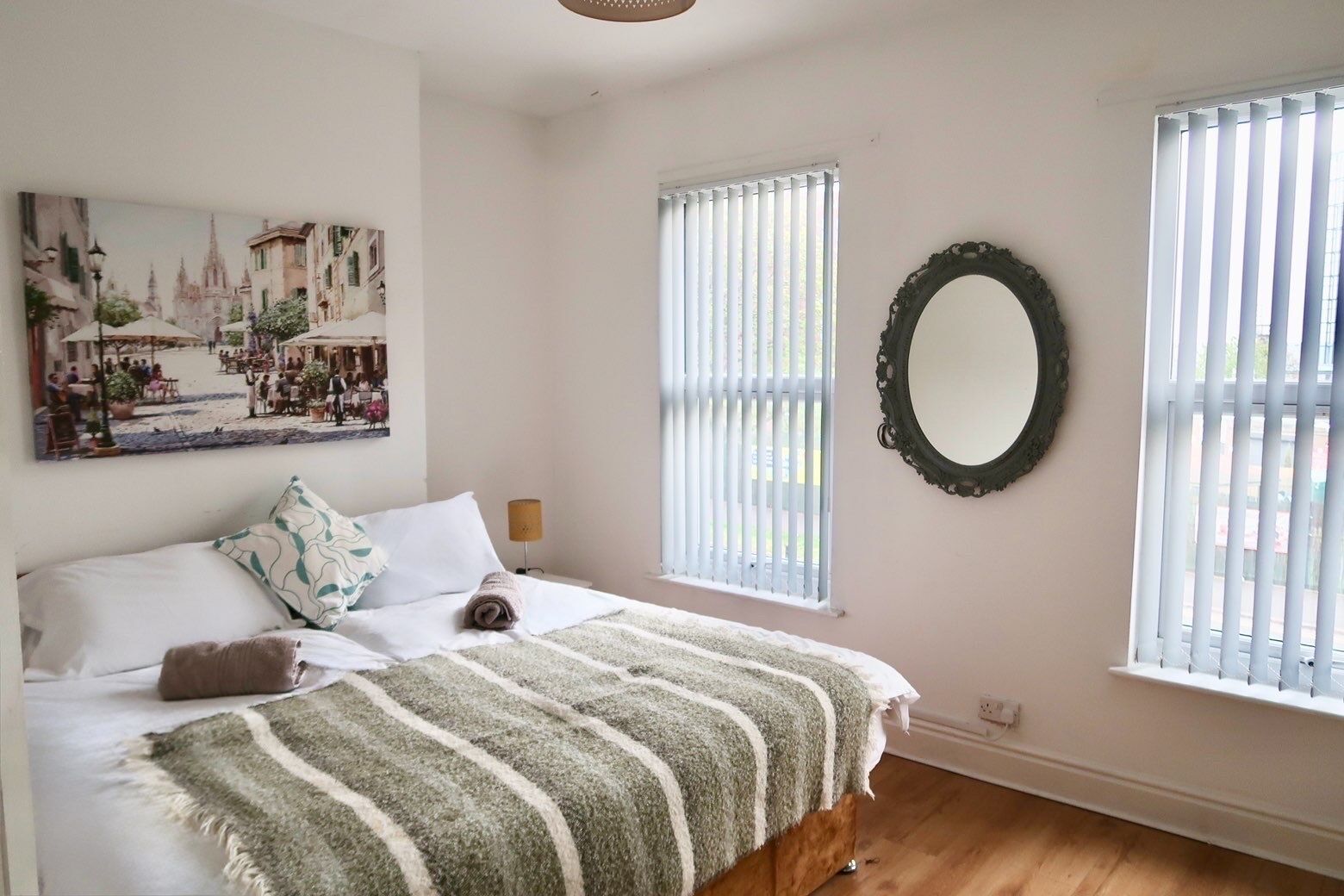 3 bedrooms, iron/ironing board, WiFi, bed sheets