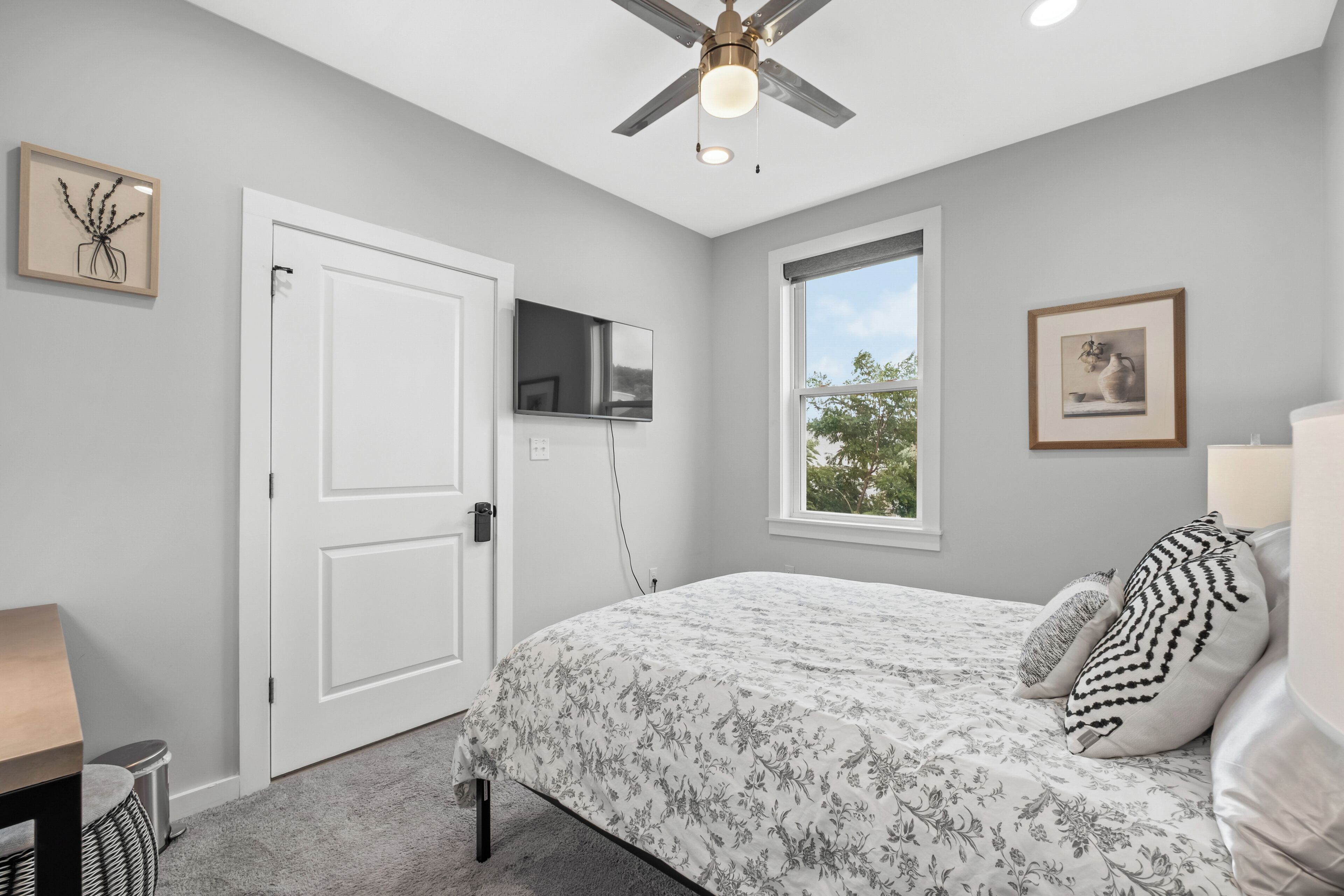 Desk, iron/ironing board, travel crib, free WiFi