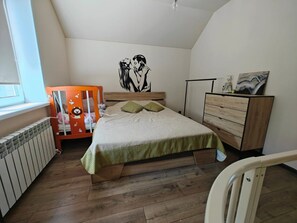 2 bedrooms, iron/ironing board, Internet, bed sheets - apartment for rent in the center of Tbilis (T'bilisi)