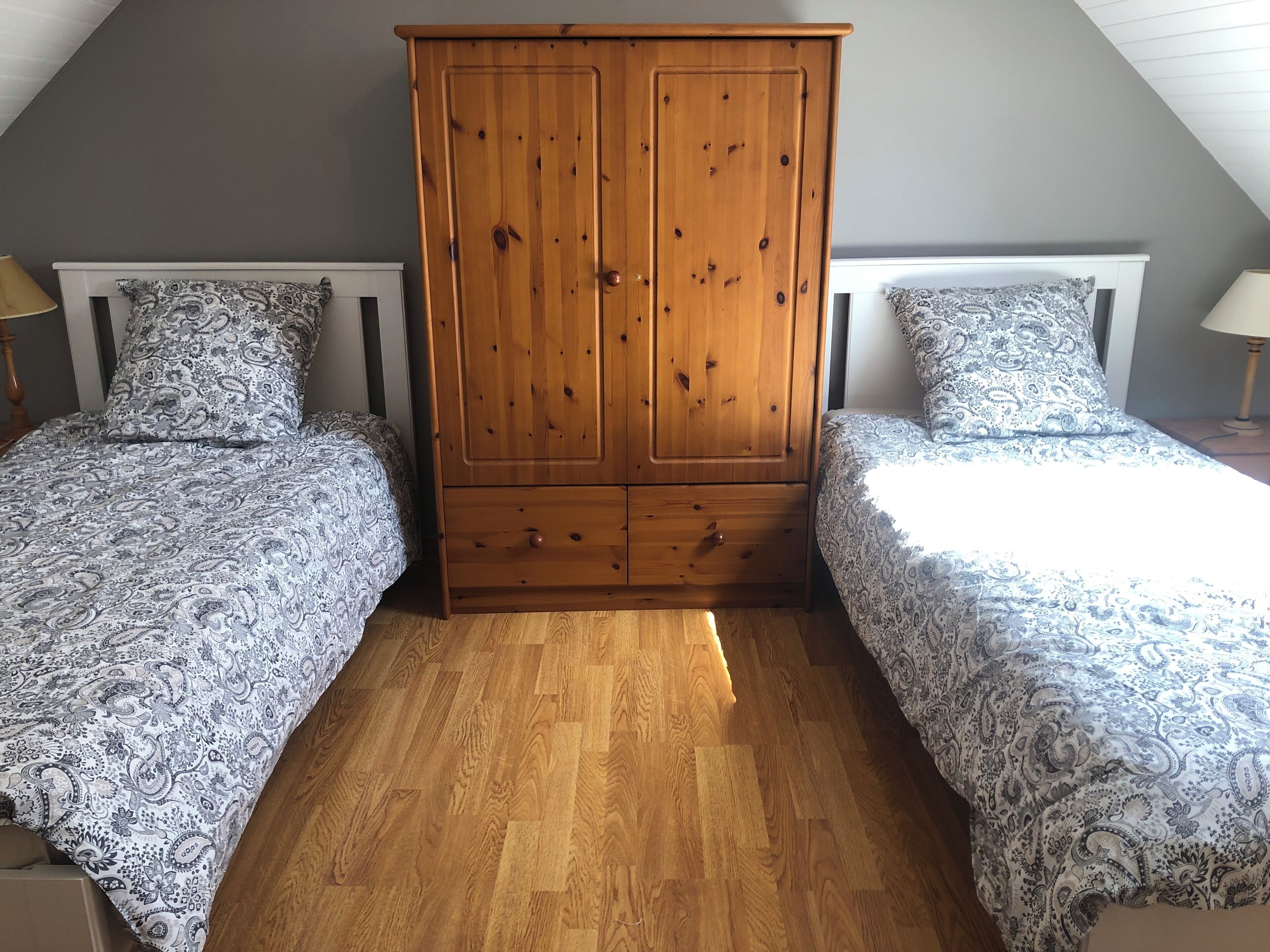 2 bedrooms, desk, iron/ironing board, free WiFi