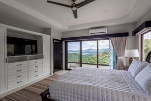 6 bedrooms, free WiFi, bed sheets - Casa Bella Luxury Privacy & Unforgettable Sunsets. (Playa Flamingo)