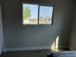 2 dormitorios, tabla de planchar con plancha, wifi y ropa de cama