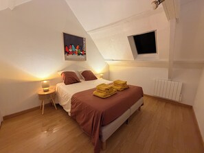 1 bedroom, iron/ironing board, travel cot, WiFi - Nice little house 5mn walk from the beach (Ploemeur)