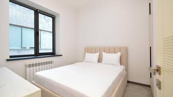Blackout curtains, iron/ironing board, free WiFi