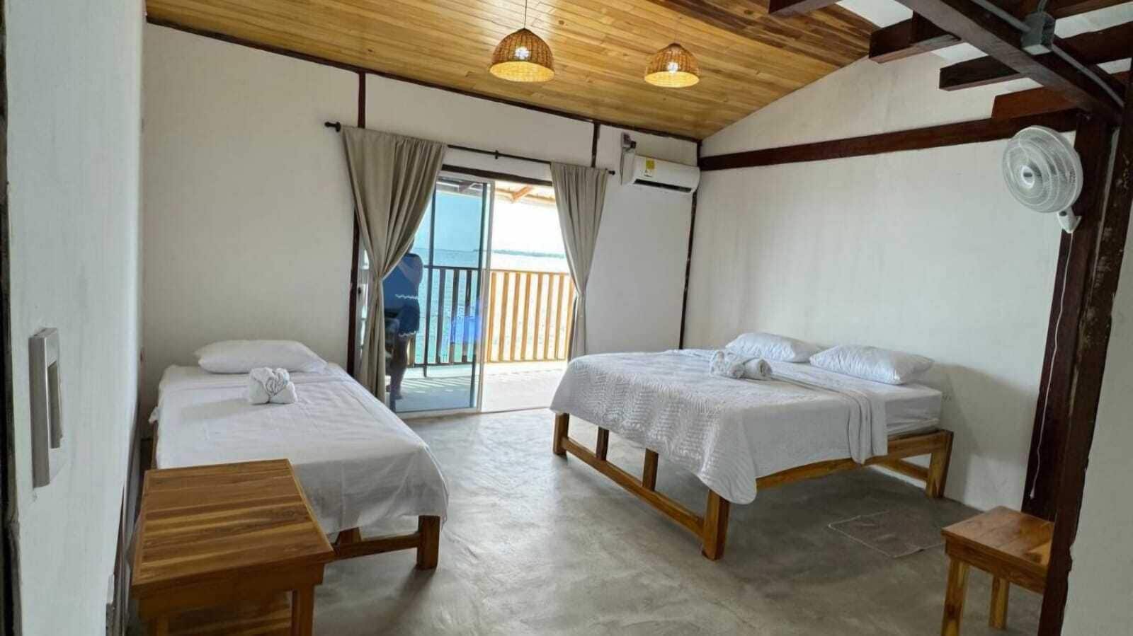 Chambre quadruple Deluxe | Accès au Wi-Fi (inclus)