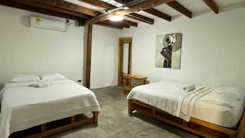 Chambre Familiale | Wi-Fi gratuit