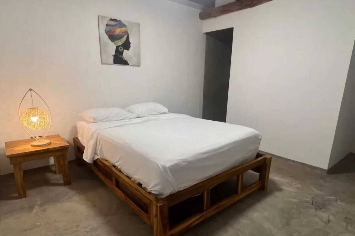 Family Double or Twin Room | WiFi (free), individually furnished, bed sheets