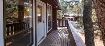 Updated 2-bedroom condo in Angel Fire 1 BLOCK FROM LIFTS