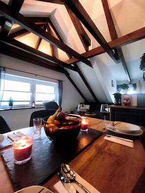 Dining - Vrbo Property (Jever)