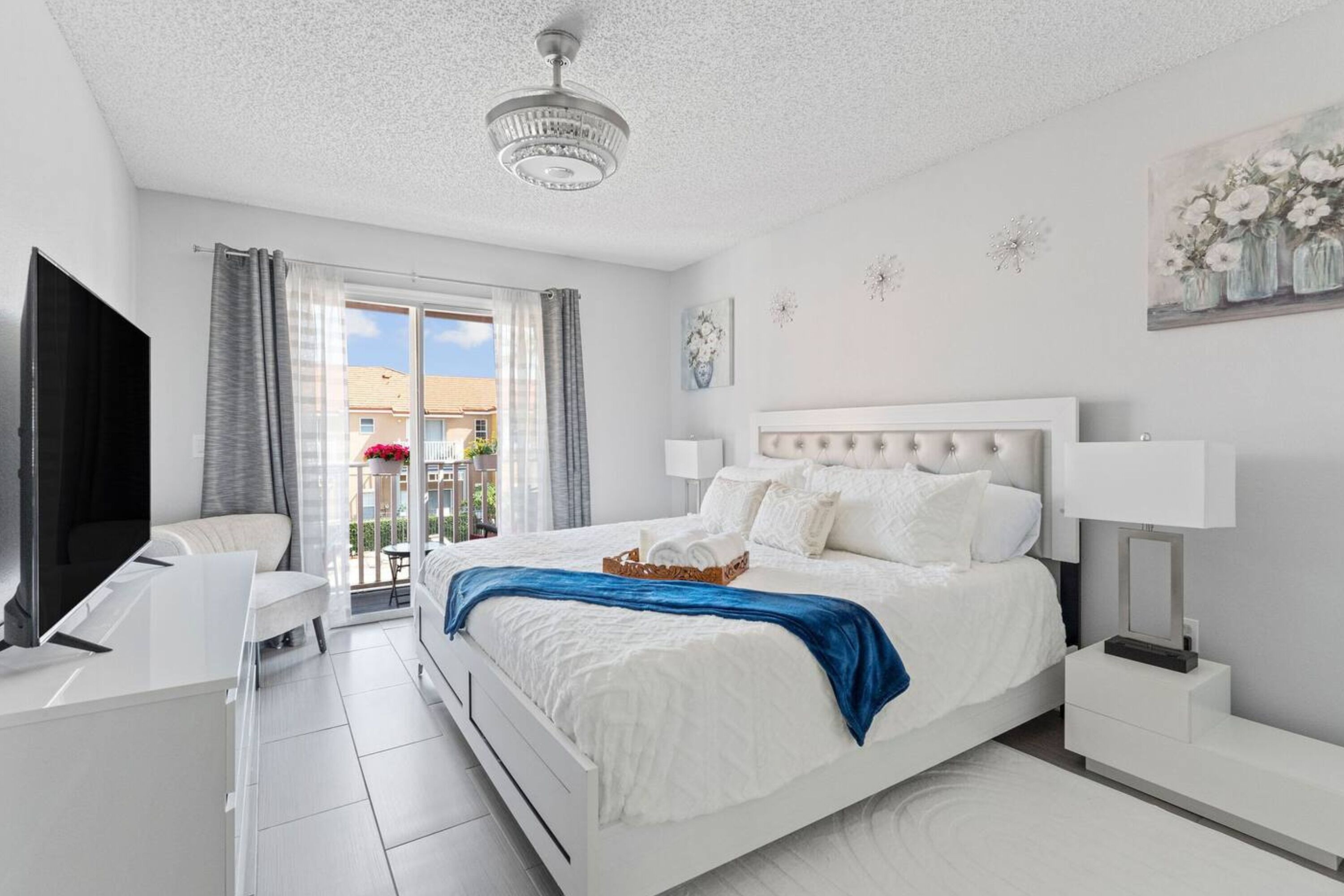Iron/ironing board, travel cot, free WiFi, bed sheets