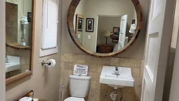 Towels, soap, shampoo, toilet paper
