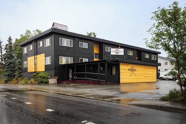 Highliner Suites Hotel - Anchorage, AK
