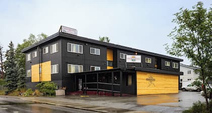 Highliner Suites Hotel