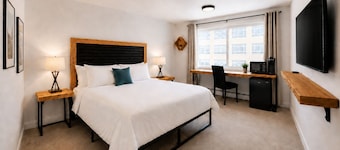 Highliner Suites Hotel