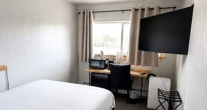 Highliner Suites Hotel