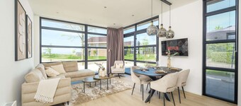 Lakeside Villa With Finnish Sauna