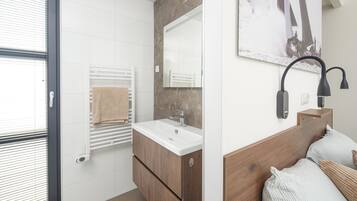 Villa | Badezimmer
