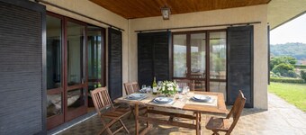 Charming Villa 4 BR, mit Garten & Jacuzzi - ideal für Familien und Gruppen