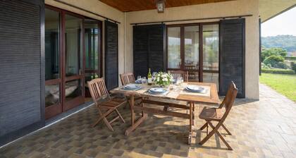 Charming Villa 4 BR, mit Garten & Jacuzzi - ideal fĂŒr Familien und Gruppen