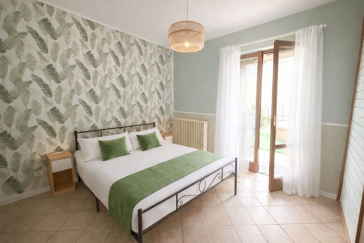 4 Schlafzimmer, kostenloses WLAN, Bettwäsche