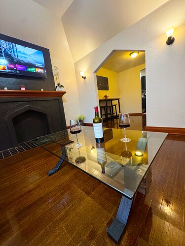 Downtown Plaza/Executive/Comfort