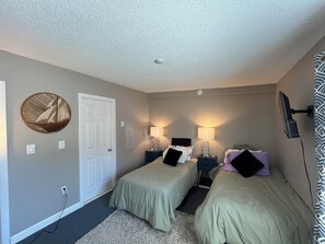 2 Schlafzimmer, Schreibtisch, Bügeleisen/Bügelbrett, kostenloses WLAN