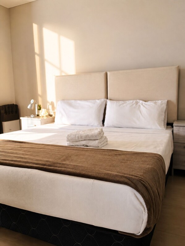 Iron/ironing board, WiFi, bed sheets