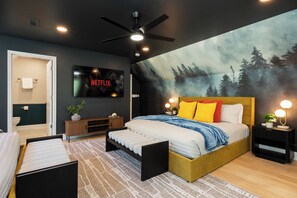 Room - Sleeps 20 • 15 Mins to DT AVL • Sauna • Hot Tub! (Fletcher)