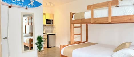 1 bedroom, in-room safe, desk, iron/ironing board