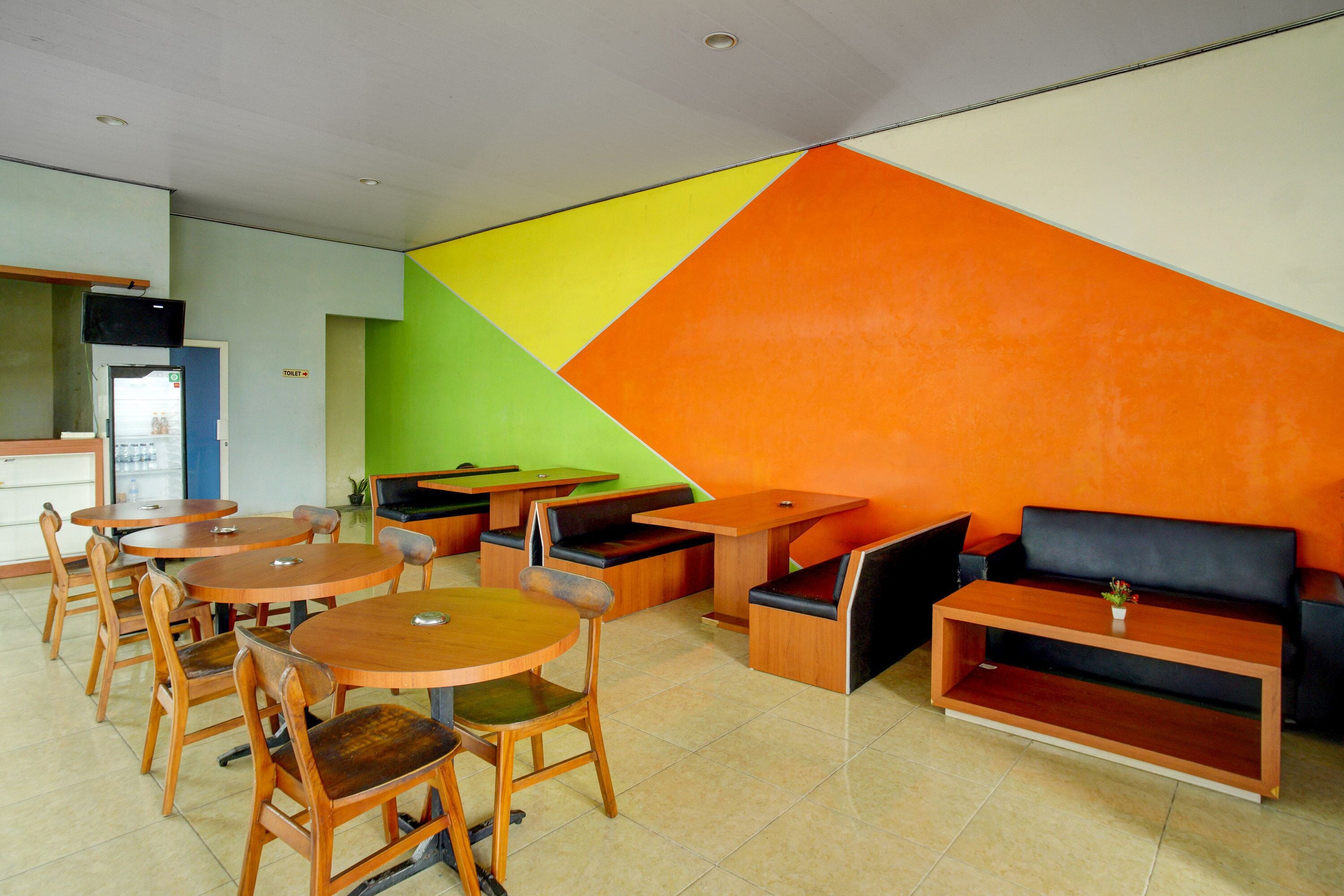 로비 좌석 공간