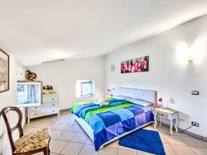 Room - Silvia I by Interhome (Torri del Benaco)