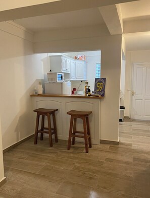 Private kitchen - LA MAISON DU BOURG (Grand-Bourg)
