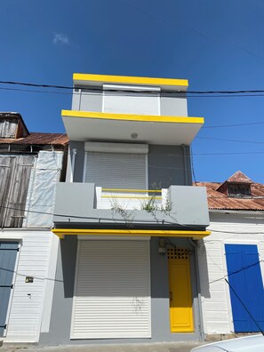 Exterior detail - LA MAISON DU BOURG (Grand-Bourg)